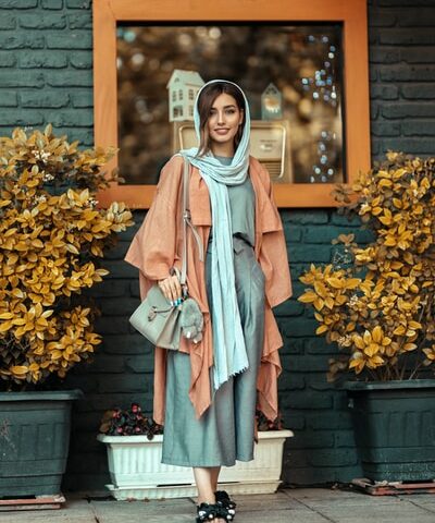 The Most Beautiful WOMEN! Where To Find Beauty?